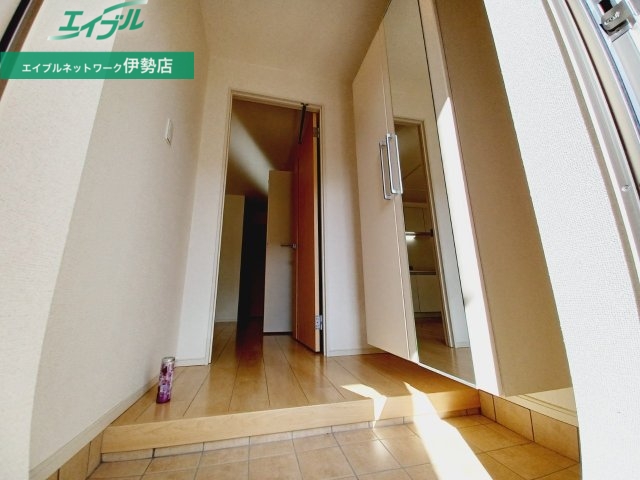 玄関　同型参考写真