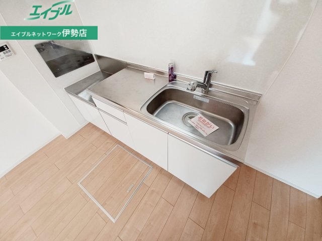 キッチン　同型参考写真