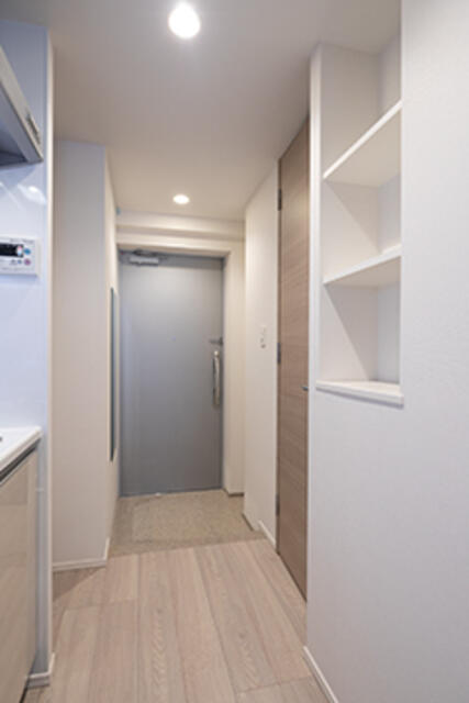 玄関　※写真は同タイプ住戸です。