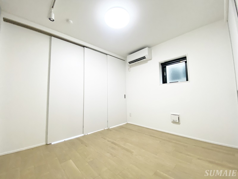 その他部屋・スペース　5.8帖の寝室です☆