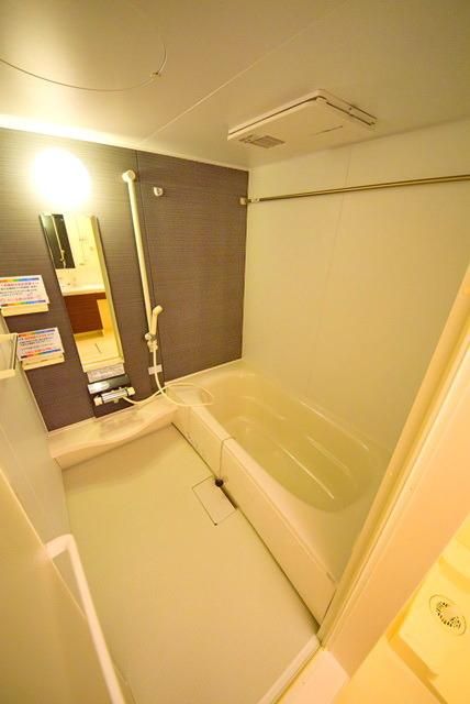 バス・シャワールーム　★築浅セキュリティ住宅★