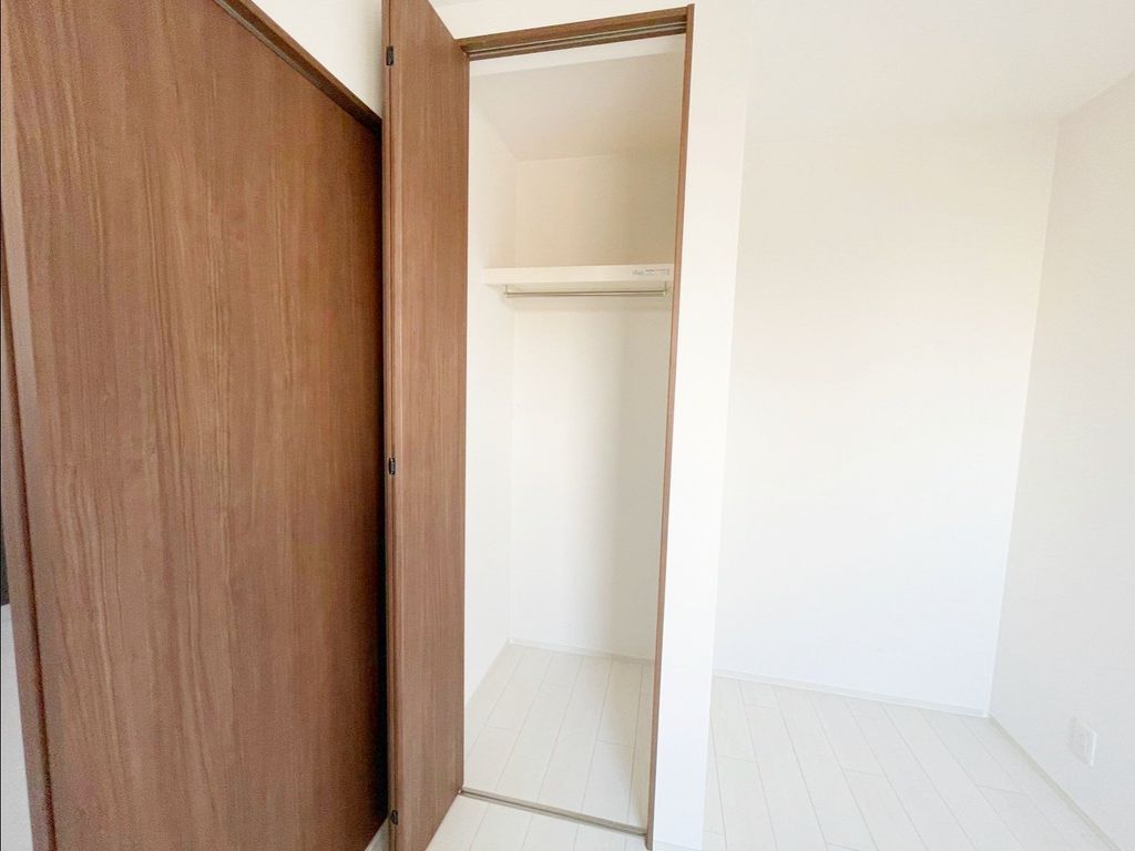 諏訪1丁目共同住宅の内装写真