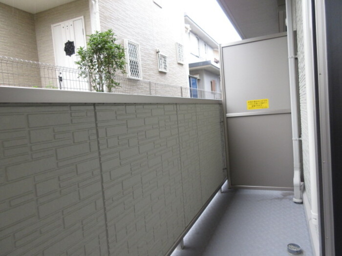 バルコニー　★バルコニーは屋根があります★
