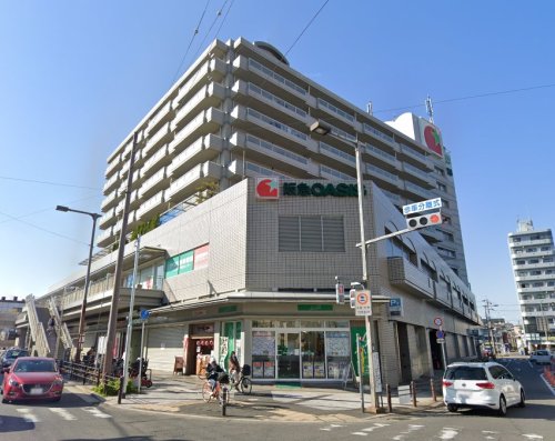 スーパー　阪急OASIS(オアシス) 千里丘店（スーパー）まで830m