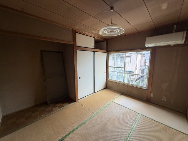 湘南ハイツの居間写真