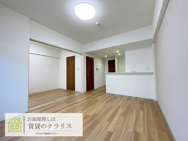 サウスシャノイチの居間写真