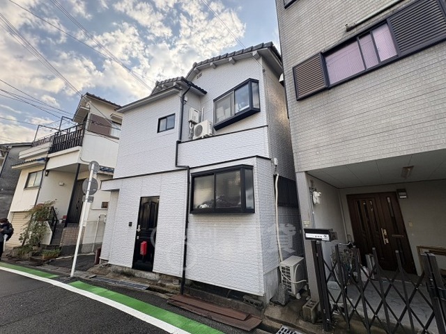 庄内ハイツA棟の外観写真