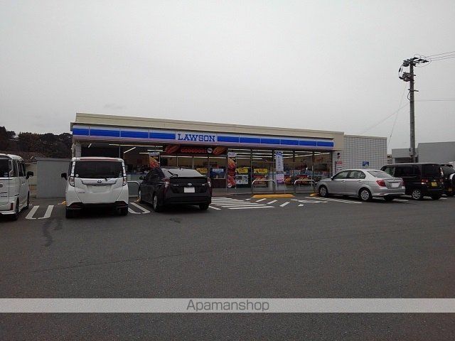 コンビニ　ローソン日田南友田店（コンビニ）まで670m