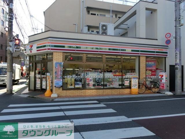 コンビニ　セブンイレブン（コンビニ）まで214m
