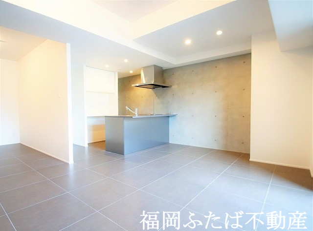 Ropponmatsu View Apartmentの居間写真