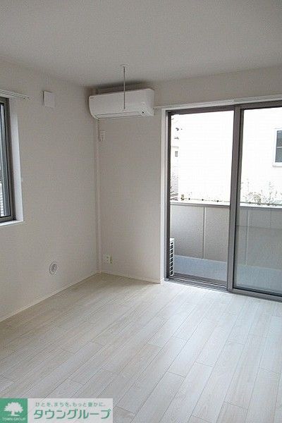 居室・リビング　★お部屋探しは株式会社タウンハウジング東京まで★