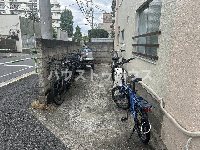 都営三田線 本蓮沼駅 徒歩12分 4階建 築57年の外観写真