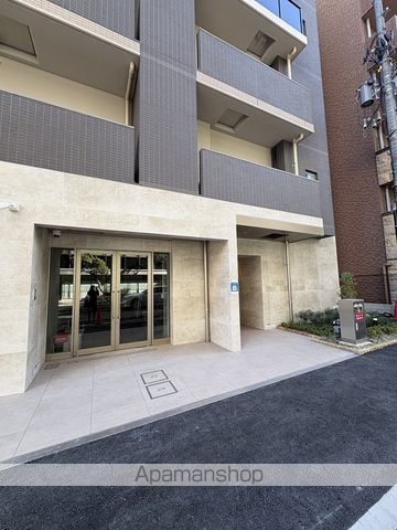 地下鉄堺筋線 北浜駅 徒歩3分 15階建 築1年の外観写真