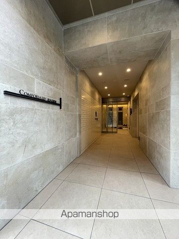 地下鉄堺筋線 北浜駅 徒歩3分 15階建 築1年の外観写真