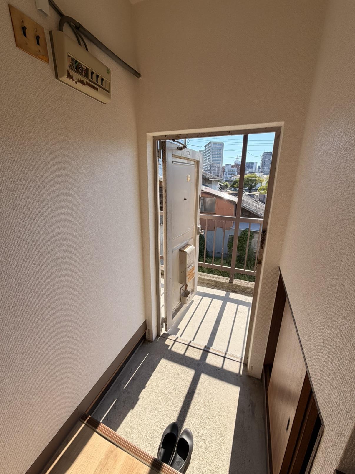 春桂荘の玄関写真