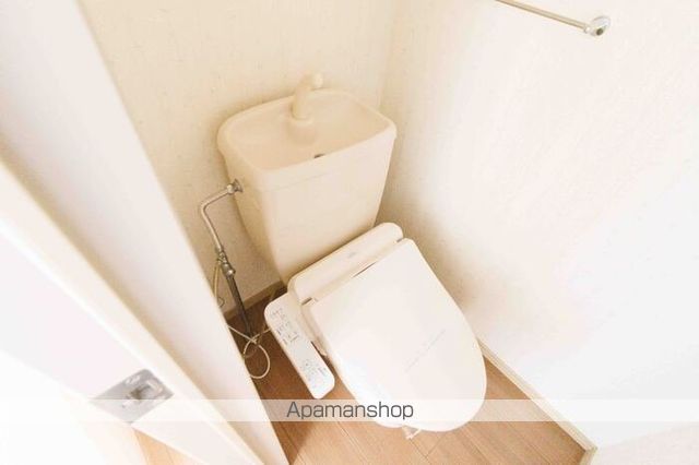 ＪＲ城端線 高岡駅 徒歩15分 2階建 築28年のトイレ写真