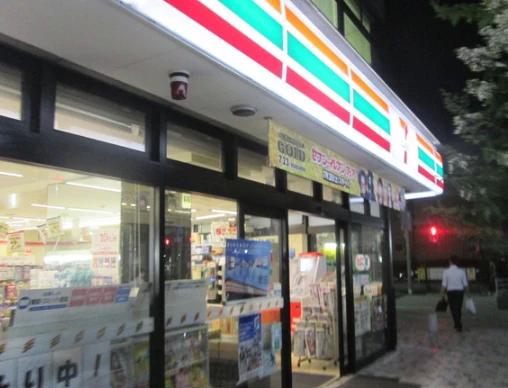 コンビニ　セブンイレブン 武蔵境1丁目店（コンビニ）まで314m