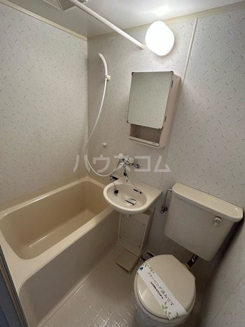 ハスニューハウンA棟の風呂写真