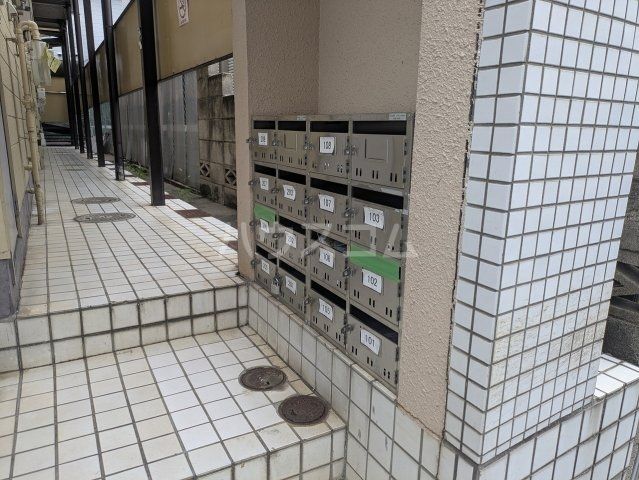 プラザ・ドゥ・カルロスの外観写真
