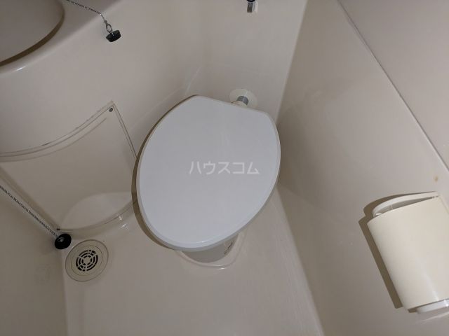 プラザ・ドゥ・カルロスのトイレ写真