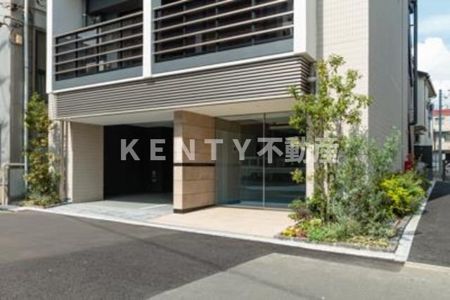 エントランス　建物の内部です