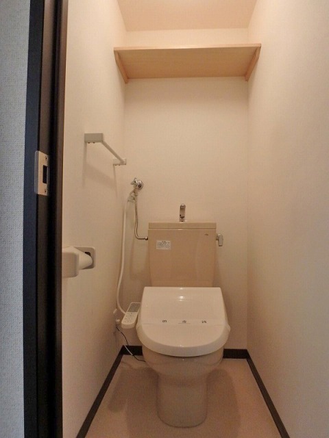 コージィプレイス206のトイレ写真