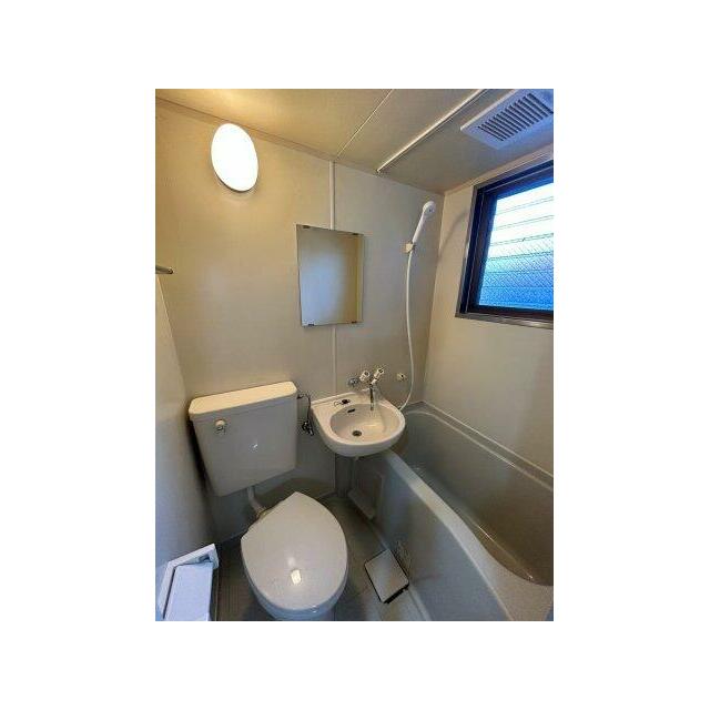 バス・シャワールーム　※別部屋参考写真