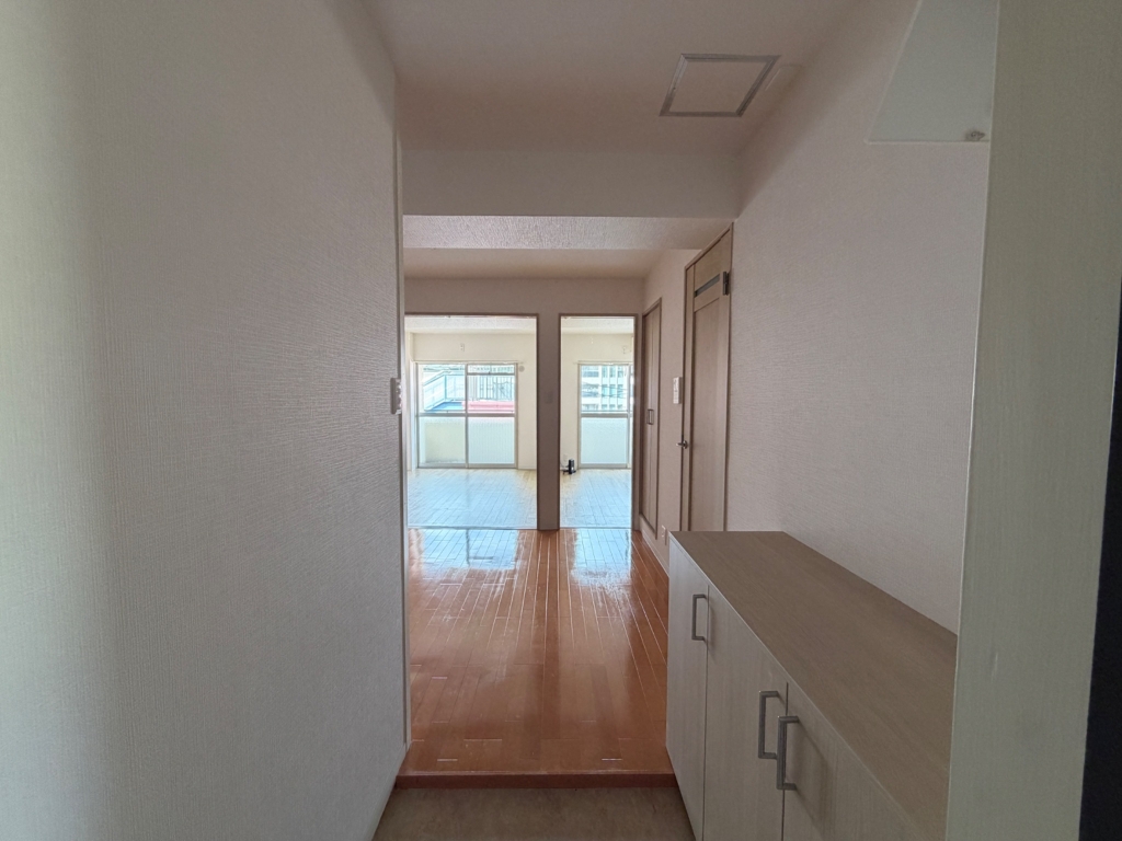 田中マンションの玄関写真