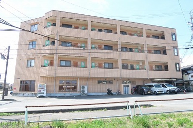 建物外観　南向き