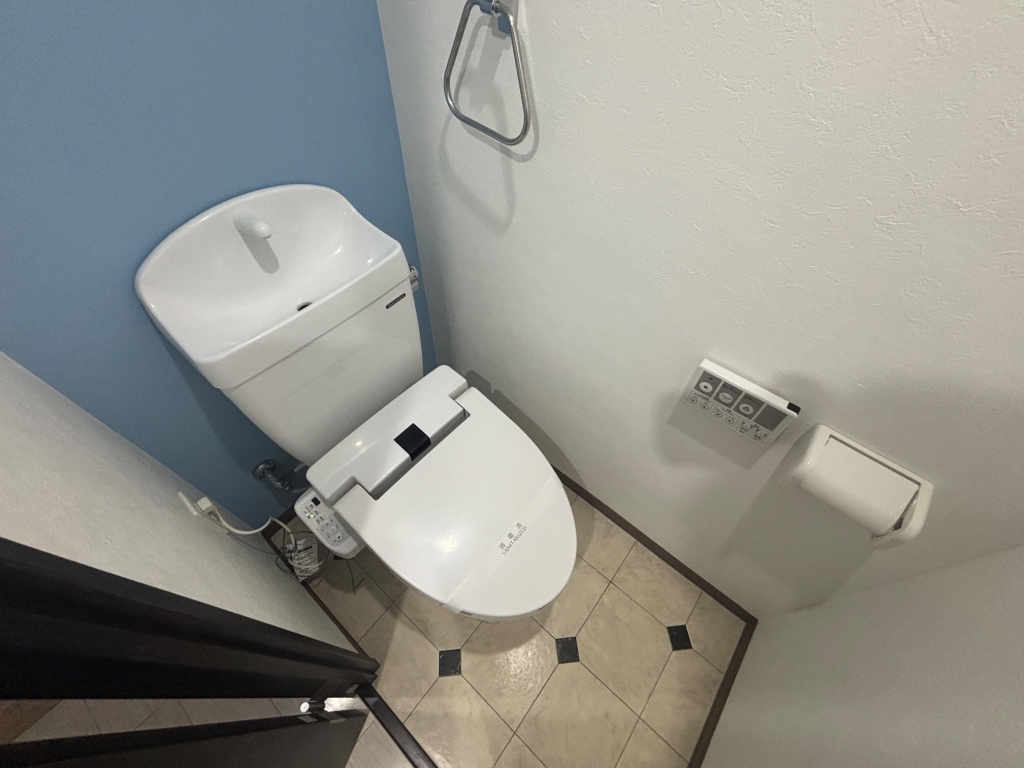 リアライズ神戸WESTのトイレ写真