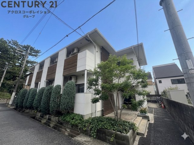 建物外観　防犯カメラ付きで安心です♪