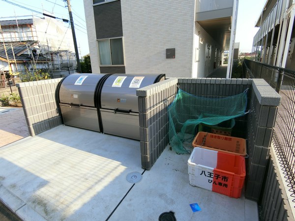 その他共有部分　敷地内ゴミ置き場です。