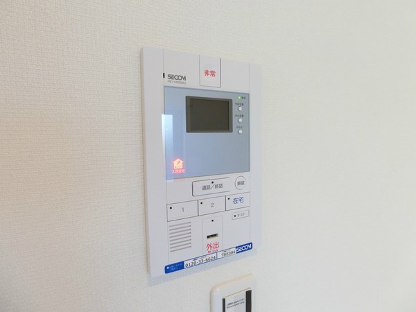 セキュリティ　安心のモニター付きインターホンです。