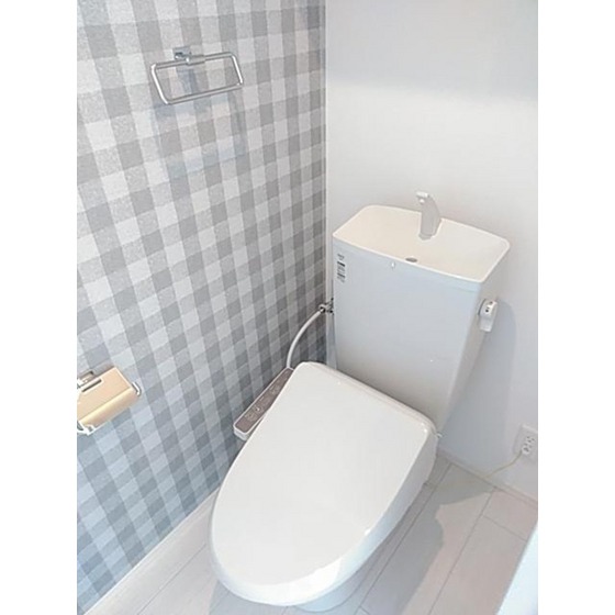 ラルーチェ A棟のトイレ写真