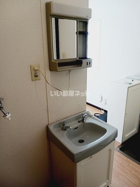 サンシティ寺部Bの内装写真