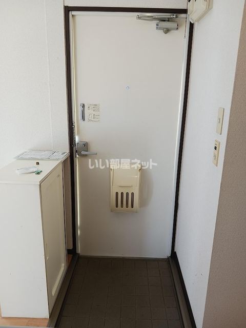 サンシティ寺部Bの玄関写真