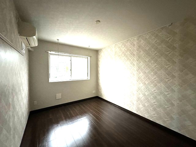 居室・リビング　※参考写真※洋室9.3帖☆バルコニーに繋がるお部屋です！エア