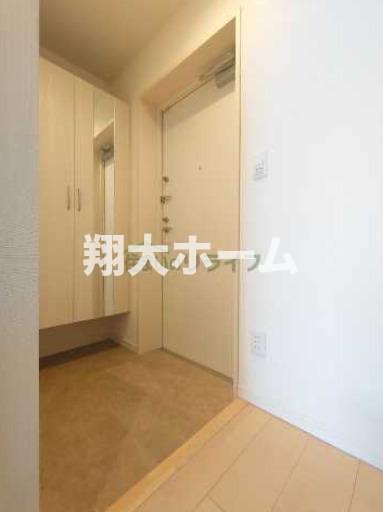 ＪＲ総武線 亀戸駅 徒歩9分 8階建 築10年の玄関写真