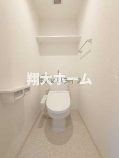 ＪＲ総武線 亀戸駅 徒歩9分 8階建 築10年のトイレ写真