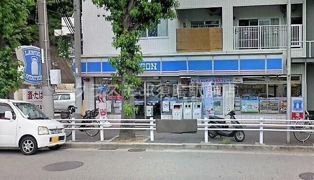 コンビニ　ローソン長田片山町五丁目店（コンビニ）まで322m