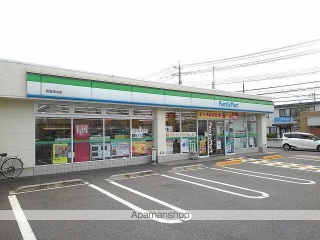 コンビニ　ファミリーマート鳥取湖山店（コンビニ）まで641m