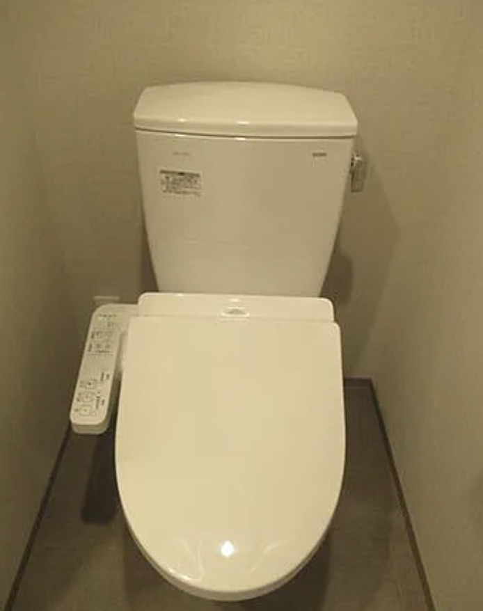 ＪＲ京浜東北線 川口駅 徒歩7分 5階建 築3年のトイレ写真