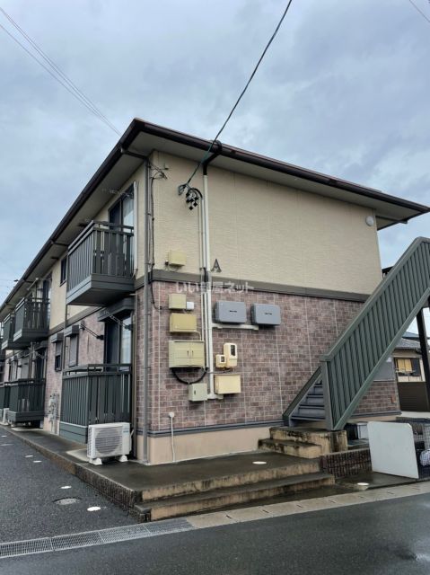 ＪＲ東海道本線 高塚駅 バス乗車時間：29分 最寄りバス停で下車 徒歩6分 築21年