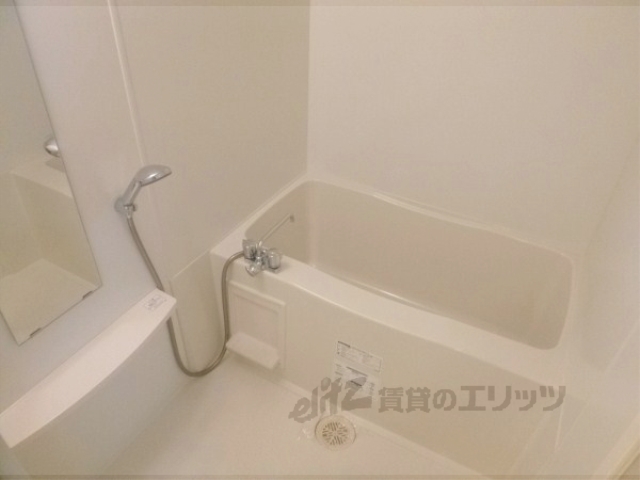 アーバンフラッツ五条堀川の風呂写真