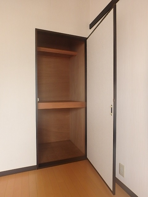 収納　図面と現状に相違がある場合には現状を優先