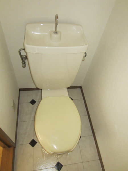 ファミールのトイレ写真