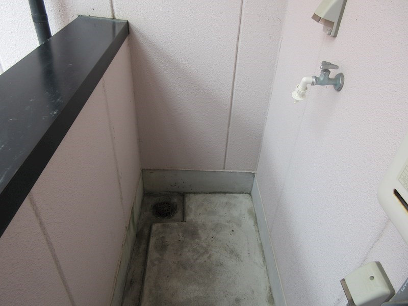 その他　室外洗濯機置き場