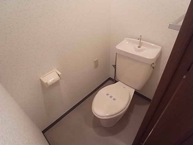 エクレール藤のトイレ写真