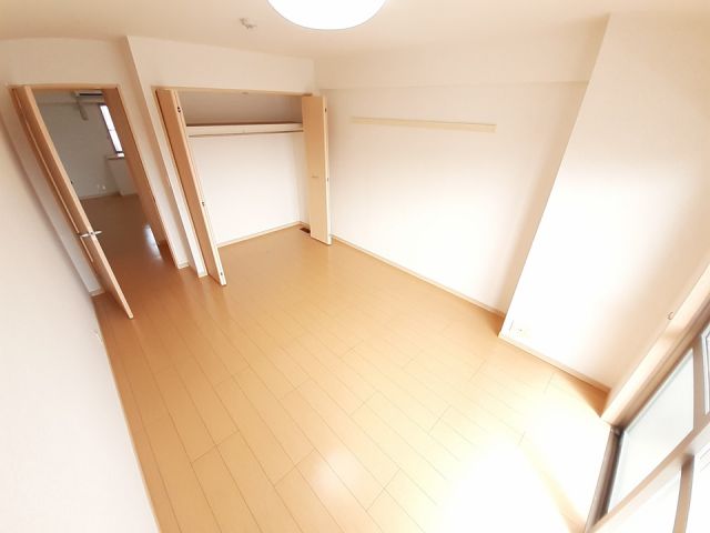 センチュリーヒルズ新都心の内装写真