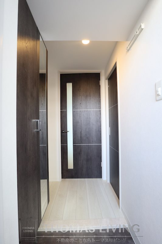 LEGEND紺屋町の玄関写真